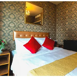 https://ramada-grand-tsim-sha-tsui.getmacauhotels.com